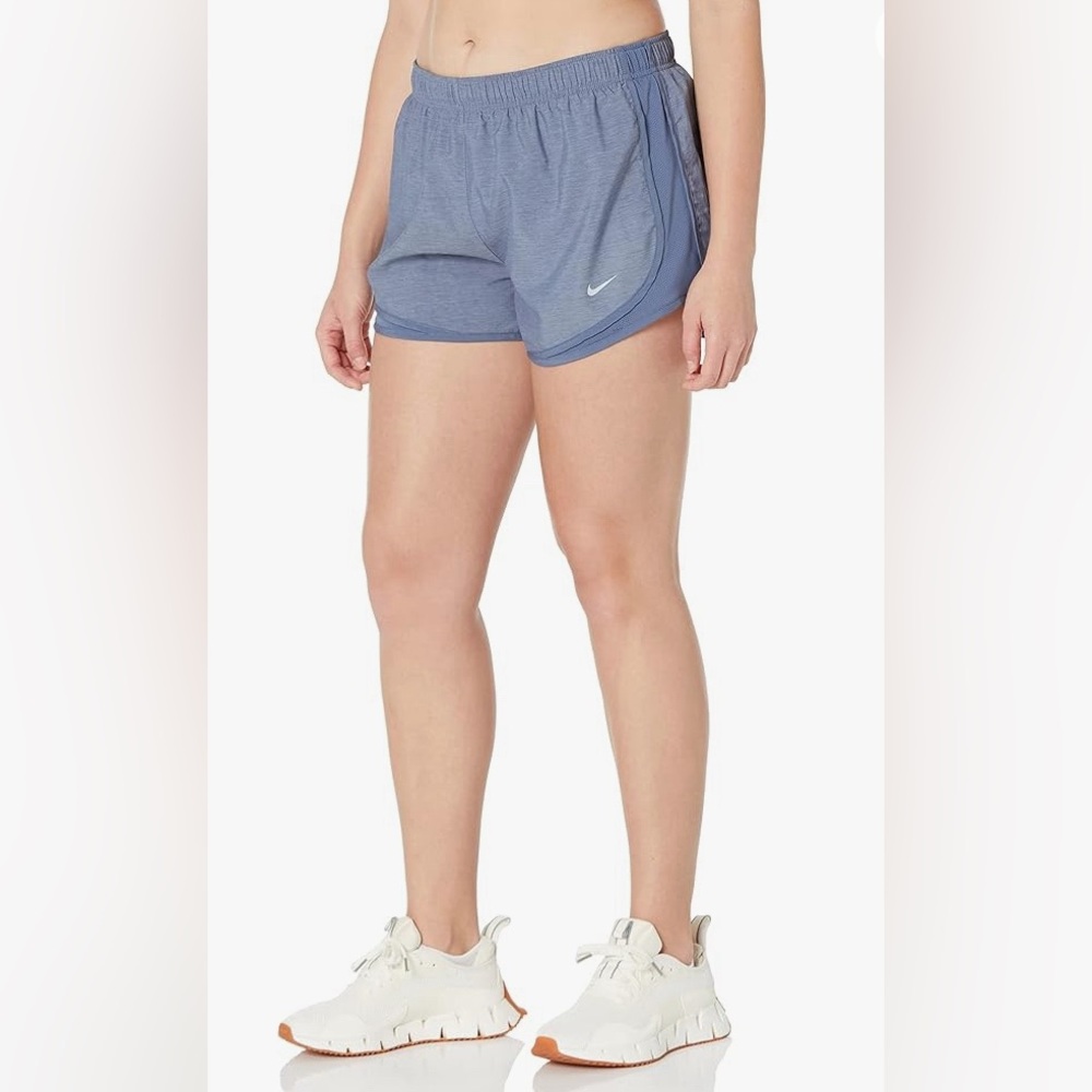 Nike Women's Dri-fit Tempo Track 3.5 Short